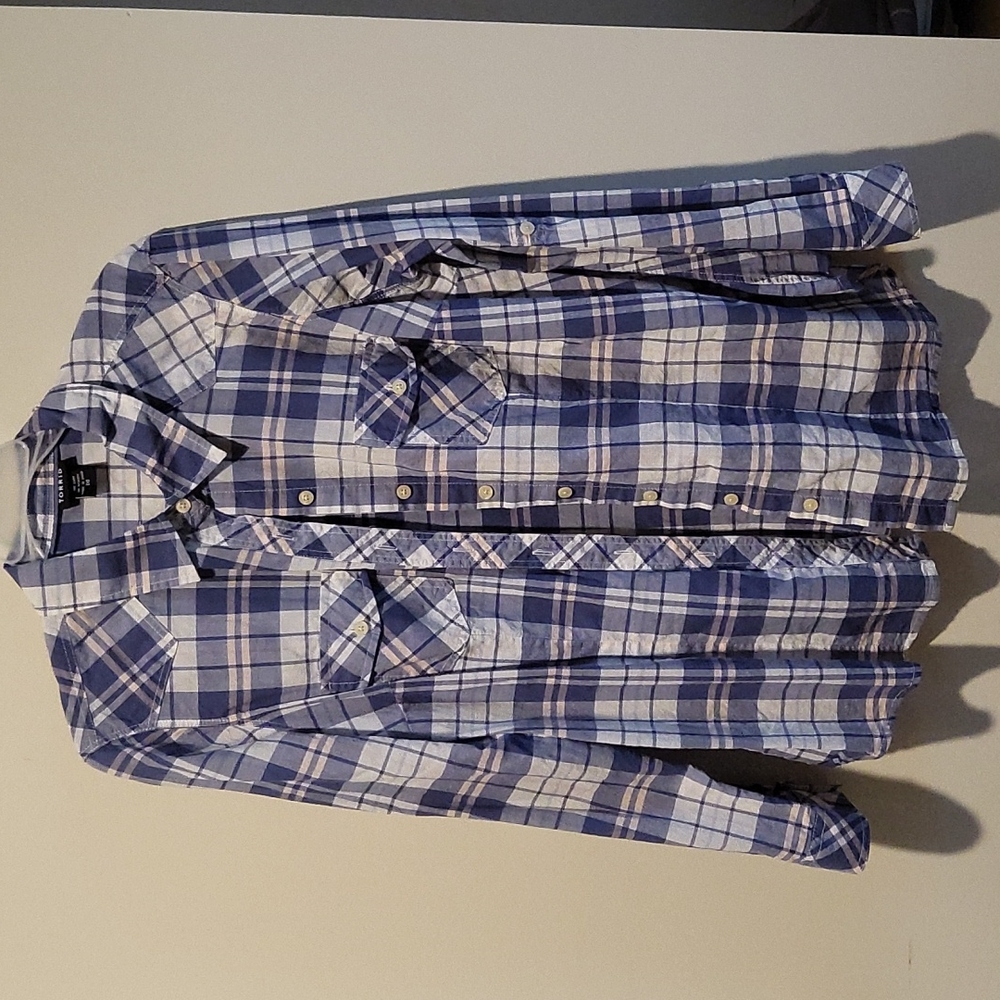 Torrid Button up blouse